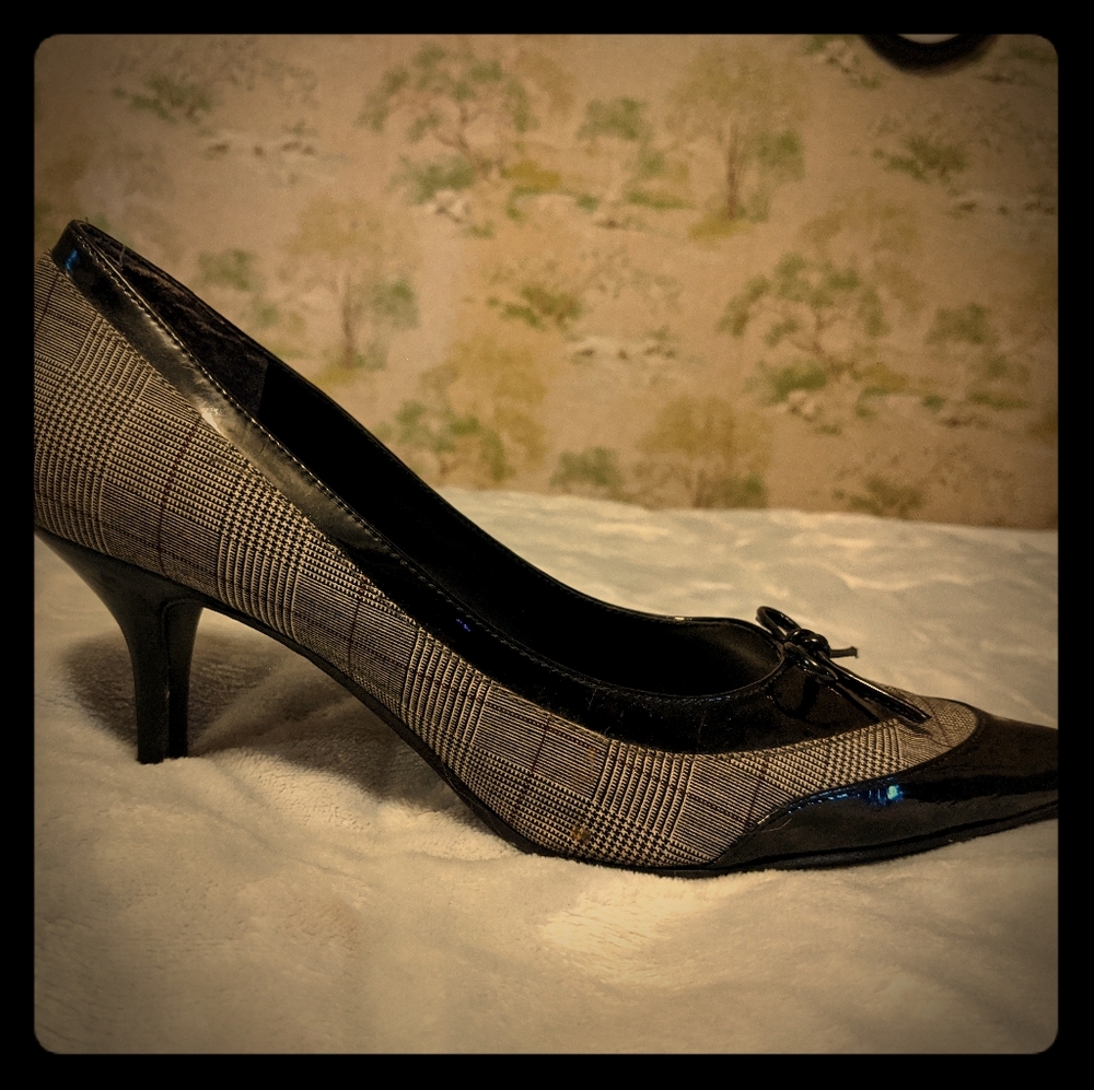 Nine West Houndstooth Kitten Heels